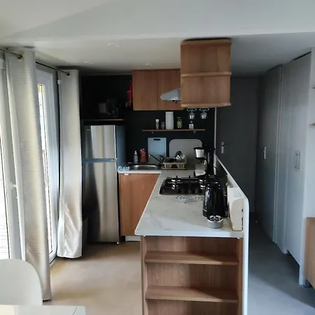 Camping Mobil-home Dans 4 étoiles 6 à 8 Personnes 40m2 Lège-Cap-Ferret