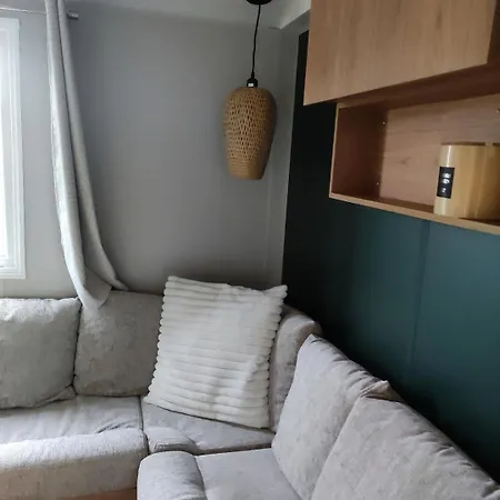 Camping Mobil-home Dans 4 étoiles 6 à 8 Personnes 40m2